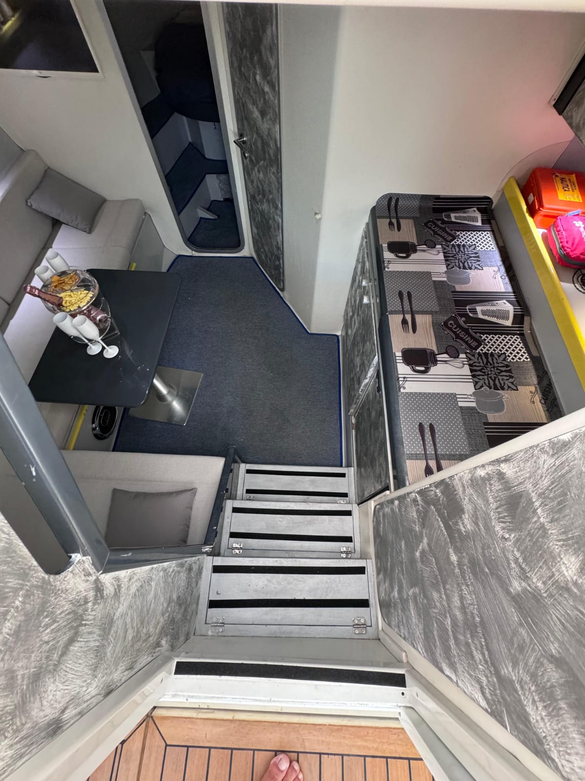 Ferretti 38 Prestige tour Amalfi Coast Full day All inclusive