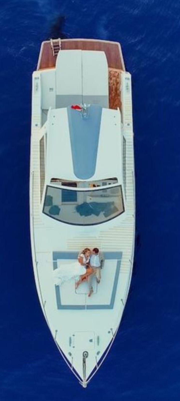 Ferretti 38 Prestige tour Amalfi Coast Full day All inclusive
