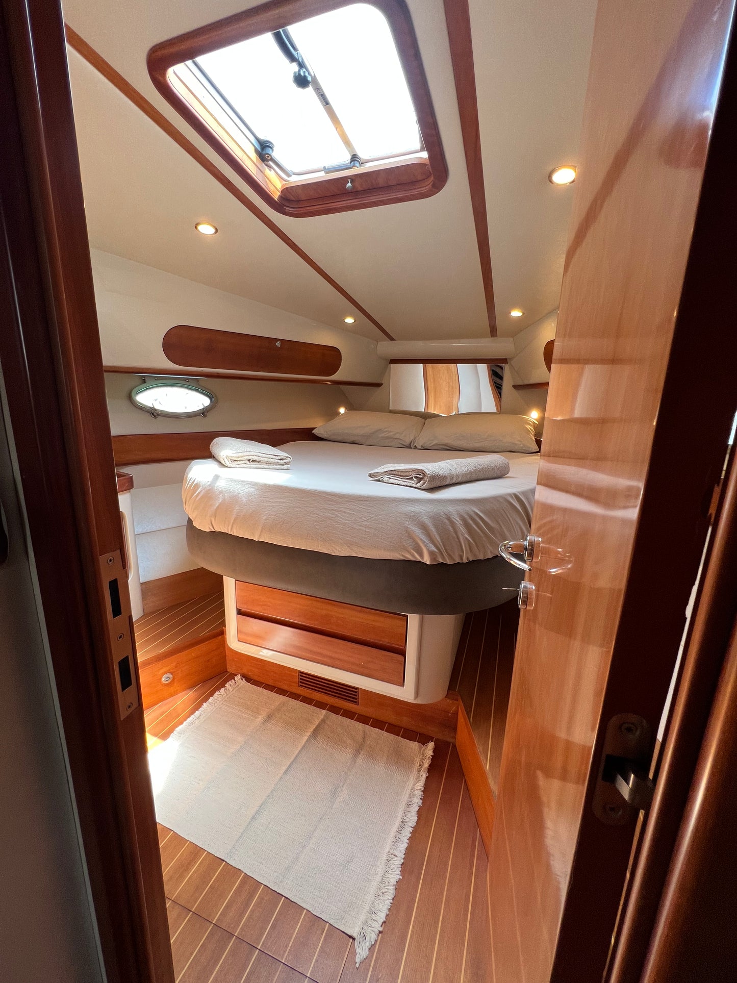 Yacht Mireja G50 Tour Amalfi Coast Full Day All inclusive